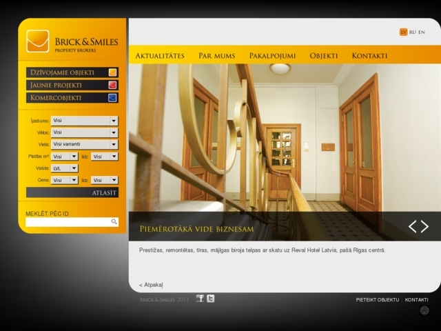 Brick and Smile, SIA